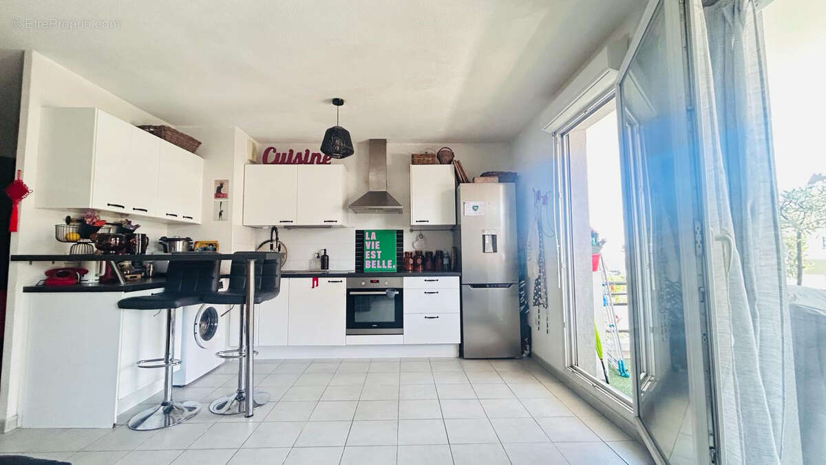 Appartement à MARSEILLE-15E
