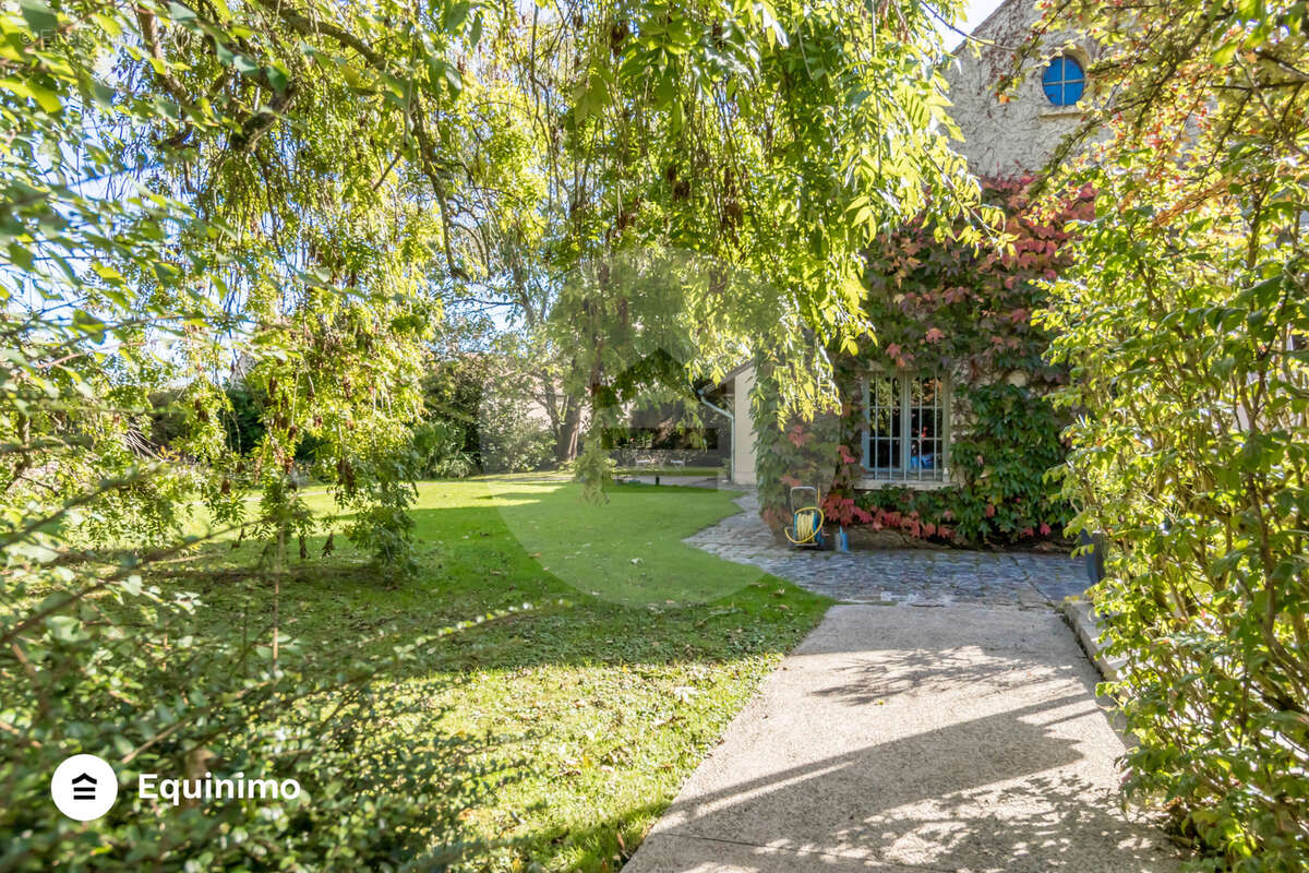 Maison à LOUVECIENNES