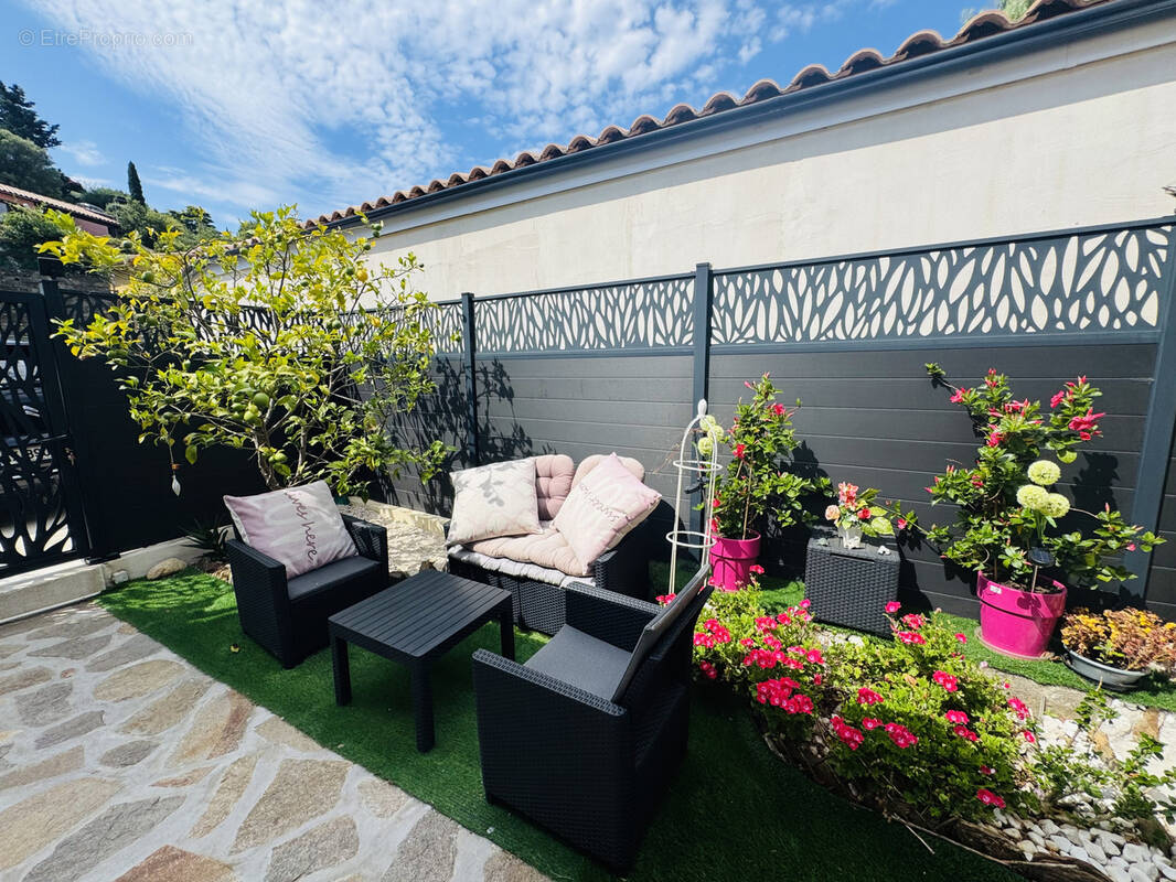 Maison à BORMES-LES-MIMOSAS
