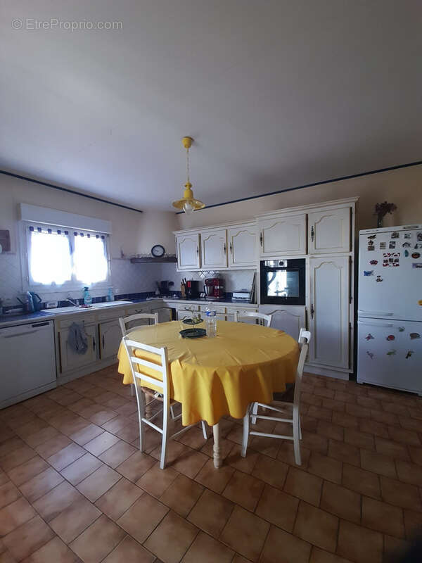 Maison à L'ILE-D'ELLE