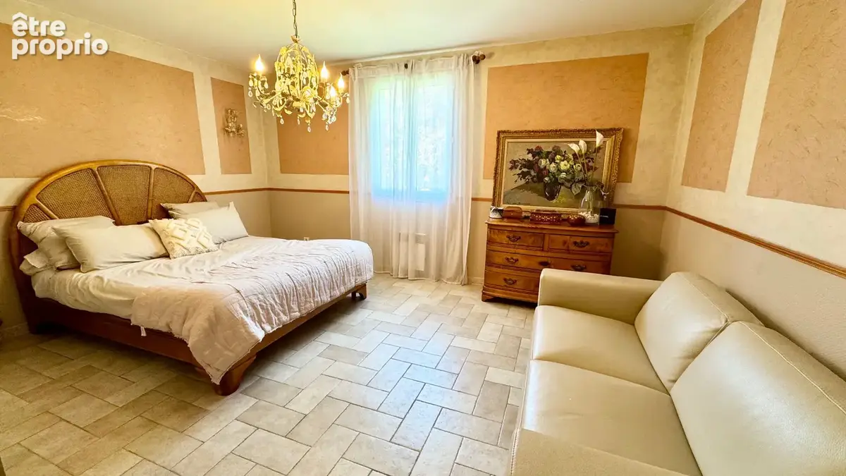 BOUC BEL AIR - Bastide type 6 de 200m² sur 4000 m² de terrain - photo 9