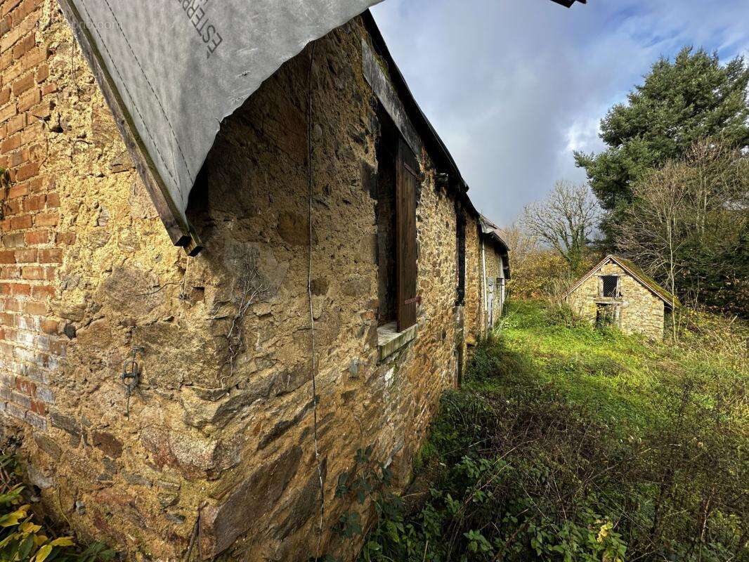 Maison à MEUZAC