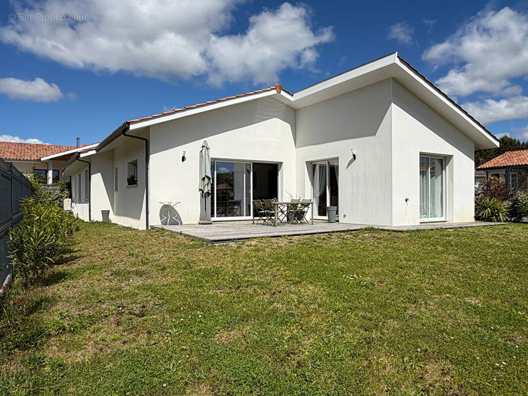 Maison à TOSSE
