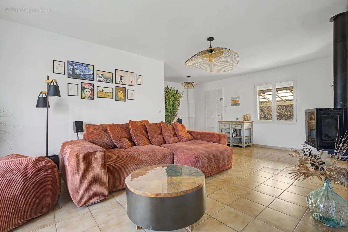 Maison à SAINT-GILLES