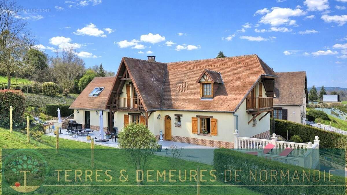 Maison à NEUFCHATEL-EN-BRAY