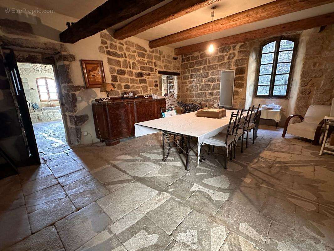 Maison en pierre avec terrasse - photo 6