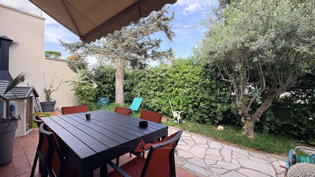 Appartement à MARSEILLE-12E