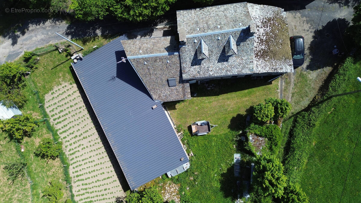 Maison à SOULAGES-BONNEVAL