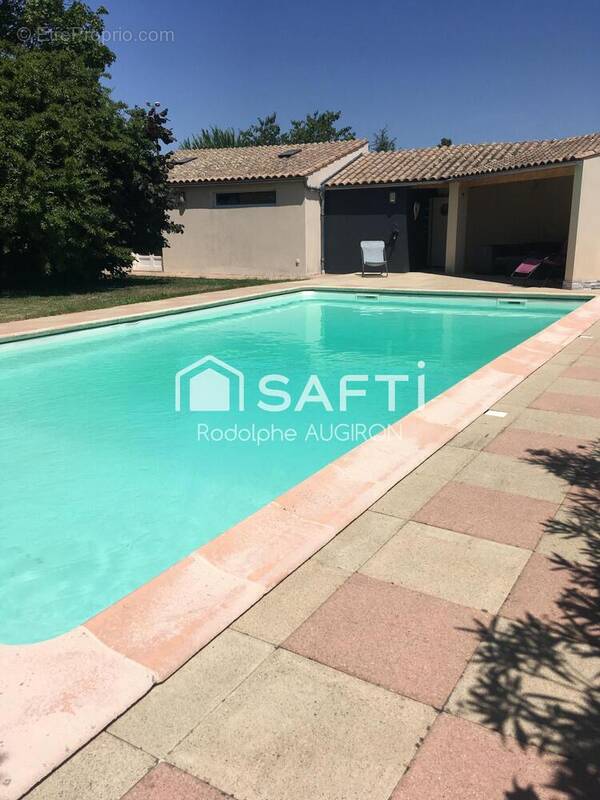 Photo 1 - Maison à SAINT-PIERRE-D&#039;AMILLY