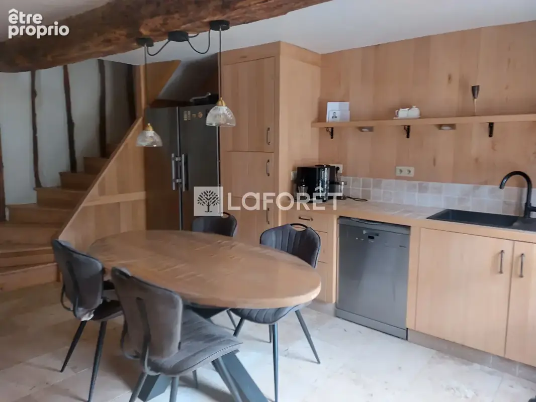Maison entierement renovee 84 m² - photo 4