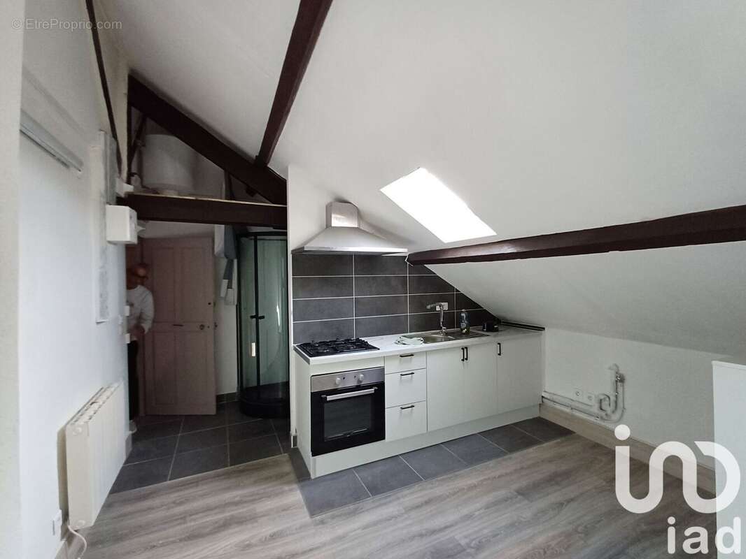 Photo 8 - Appartement à MONTEREAU-FAULT-YONNE