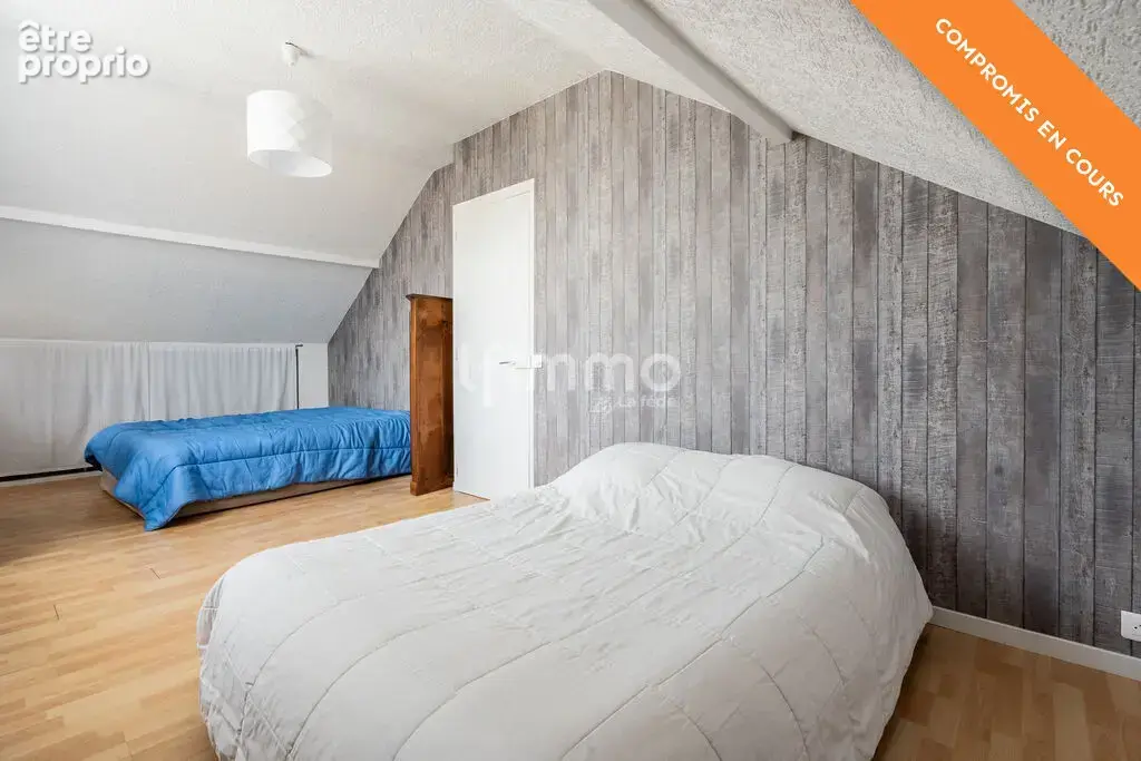Maison 6 pièces - Grand garage - photo 10