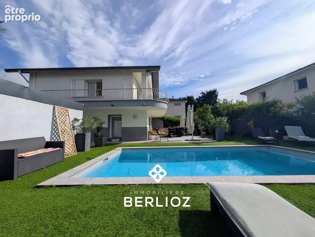 Meylan   limite montbonnot-saint-martin   maison mitoyenne 4 chambres   149 m2 au sol   jardin 300 m2   piscin - photo 6