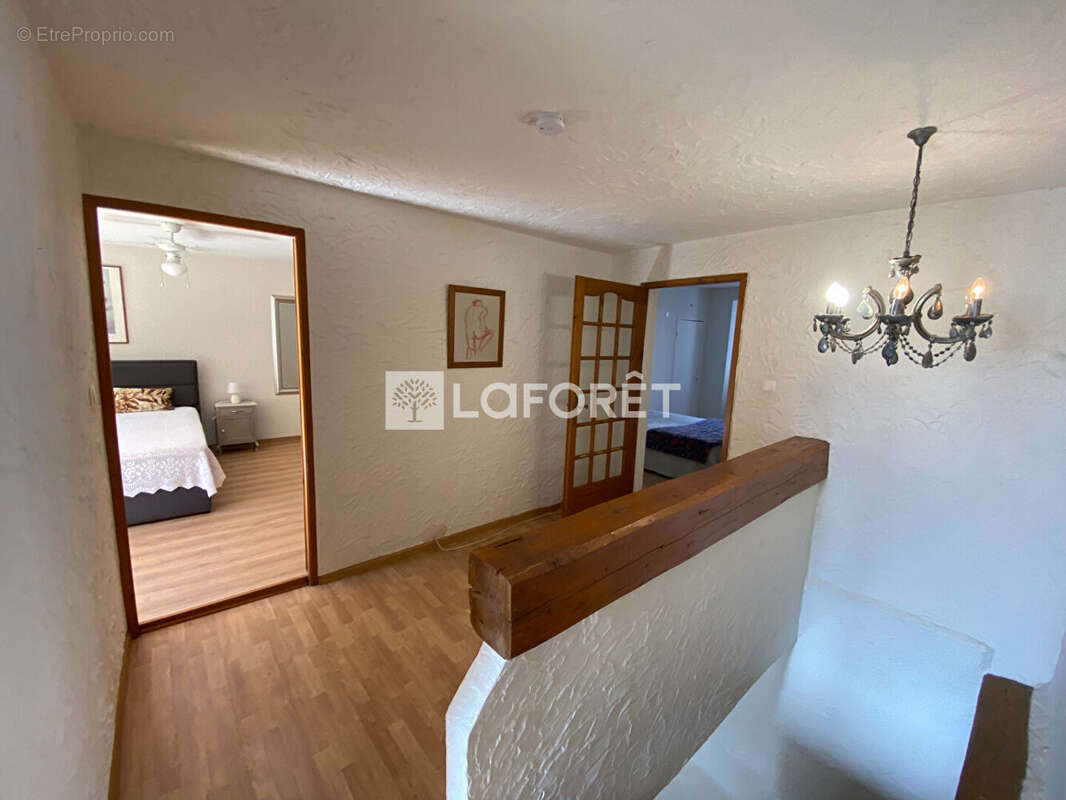 Duplex Huningue 5 pièce(s) 138 m2 - photo 6