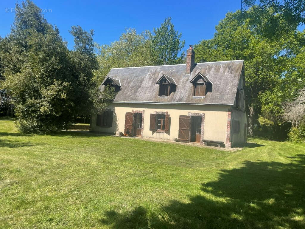 Maison à BROU
