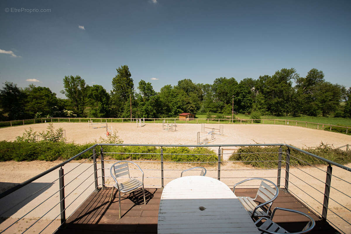 Maison à CHATILLON-SUR-CHALARONNE