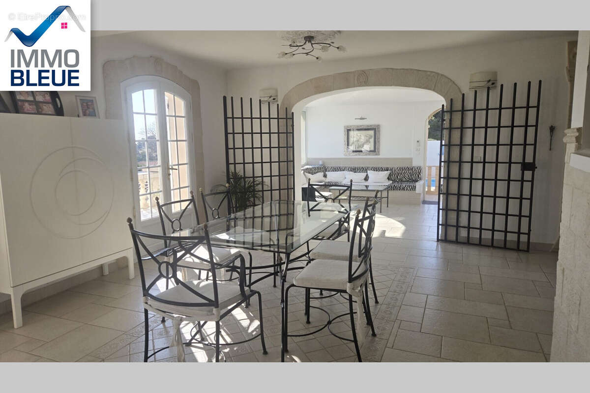 Maison à SAUSSET-LES-PINS