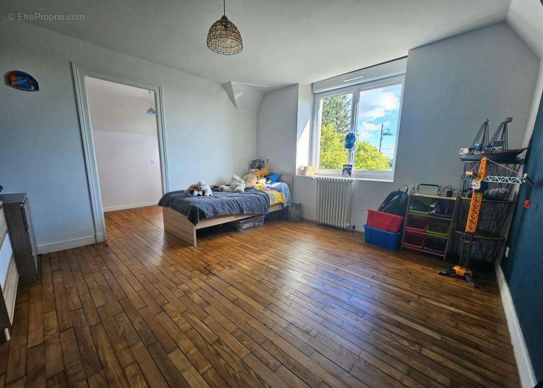 Maison 5 pièces 125 m² jardin et garage 22260 - photo 8