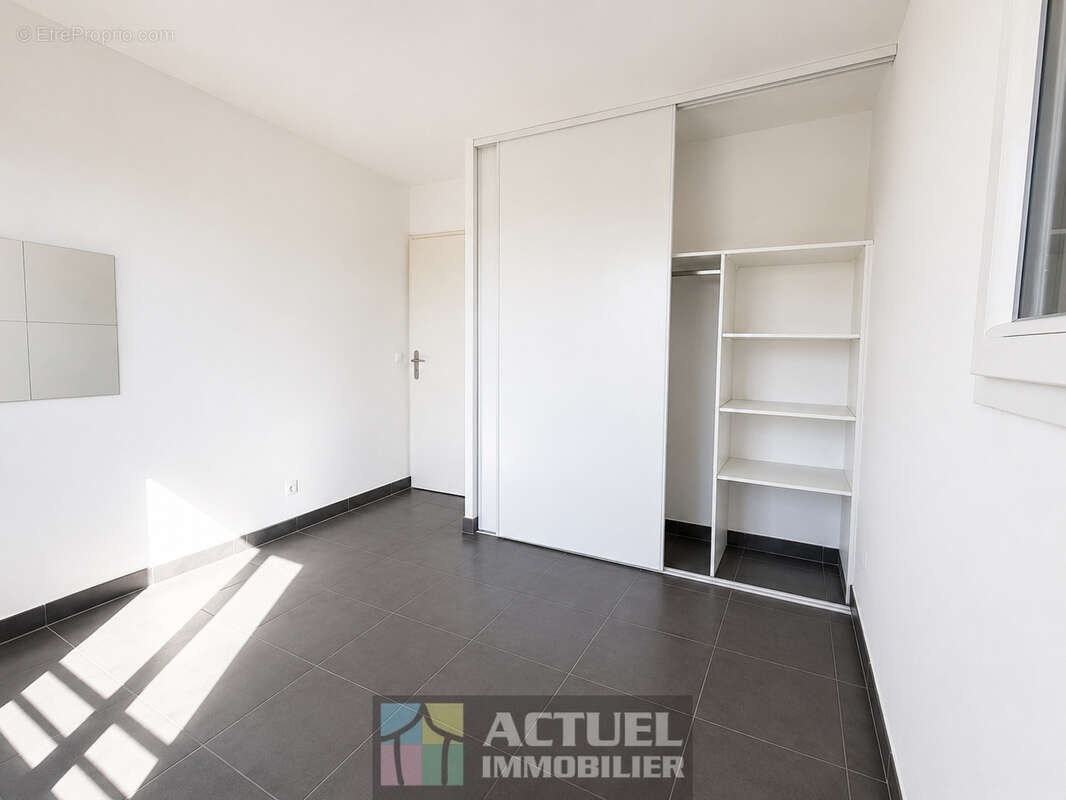 Maison T4 de 80 m2 avec jardin et garage   Saint-Clément-de-Rivière - photo 6