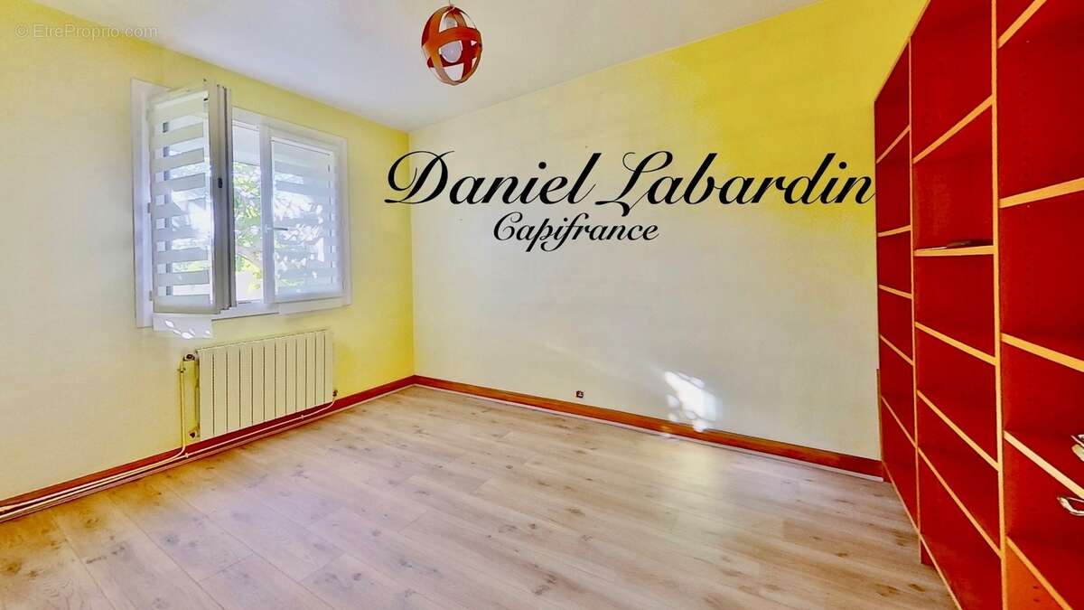 Maison individuelle avec 5 chambres - piscine - garage - séchoir à MARMANDE (47) - photo 19