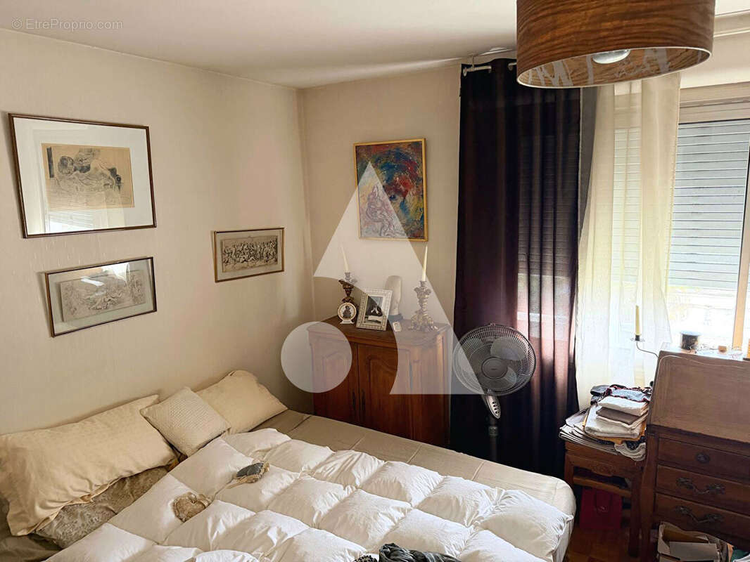 Appartement à SAINT-MAUR-DES-FOSSES