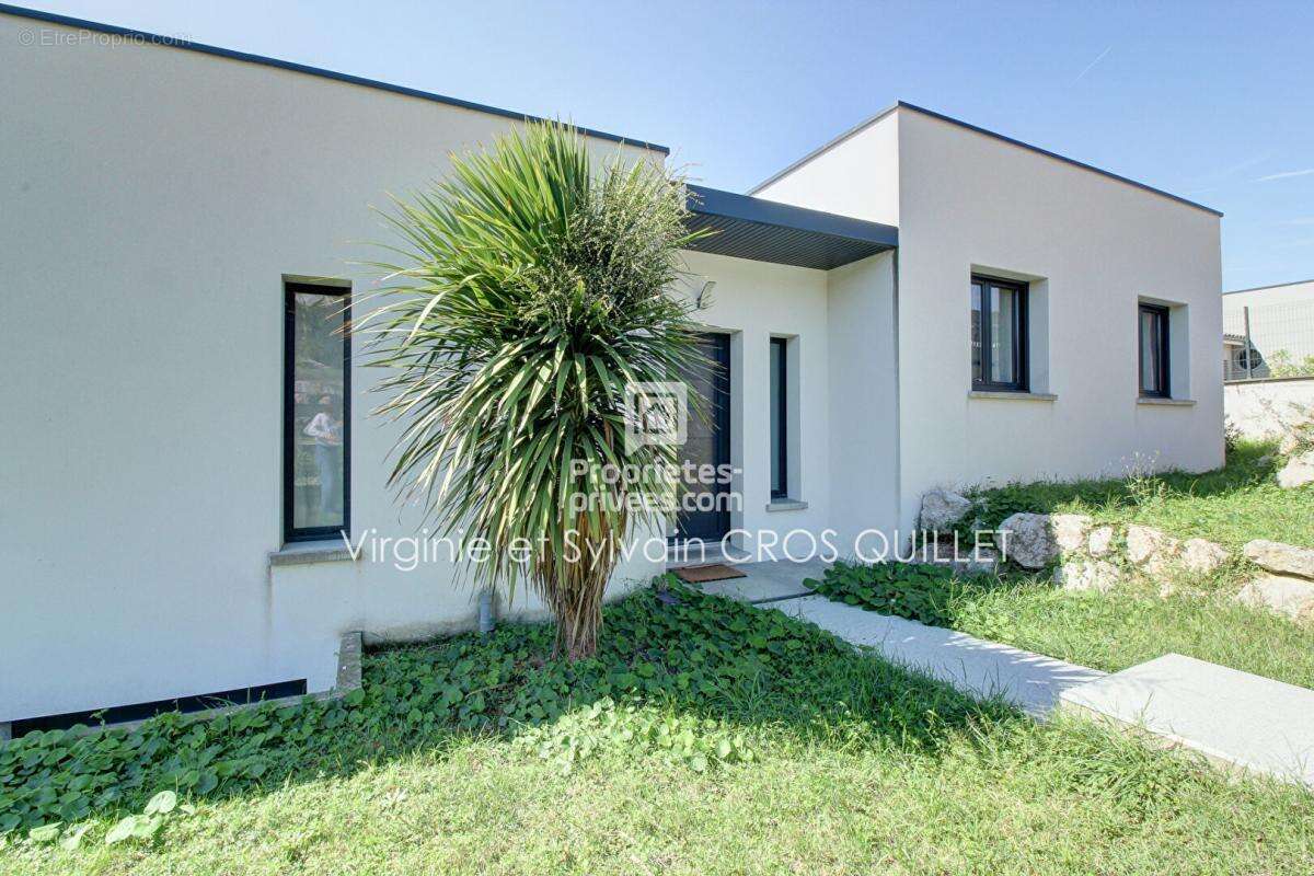 Maison à MONTASTRUC-LA-CONSEILLERE