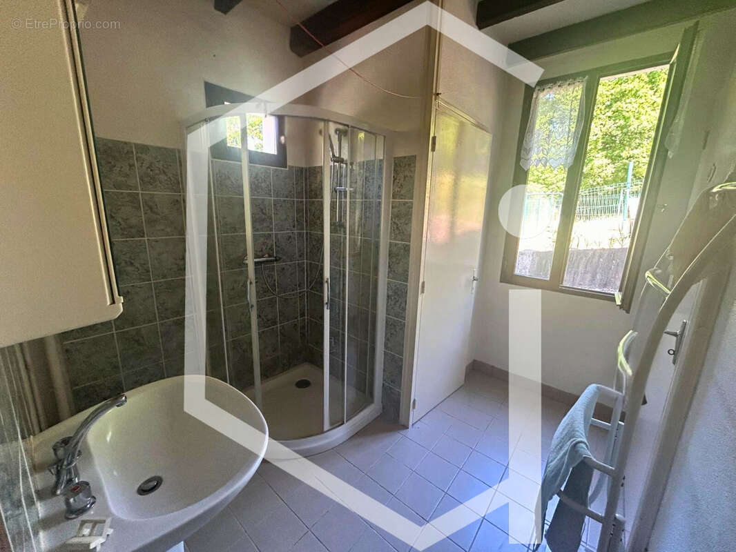 Maison à MORNAY-SUR-ALLIER