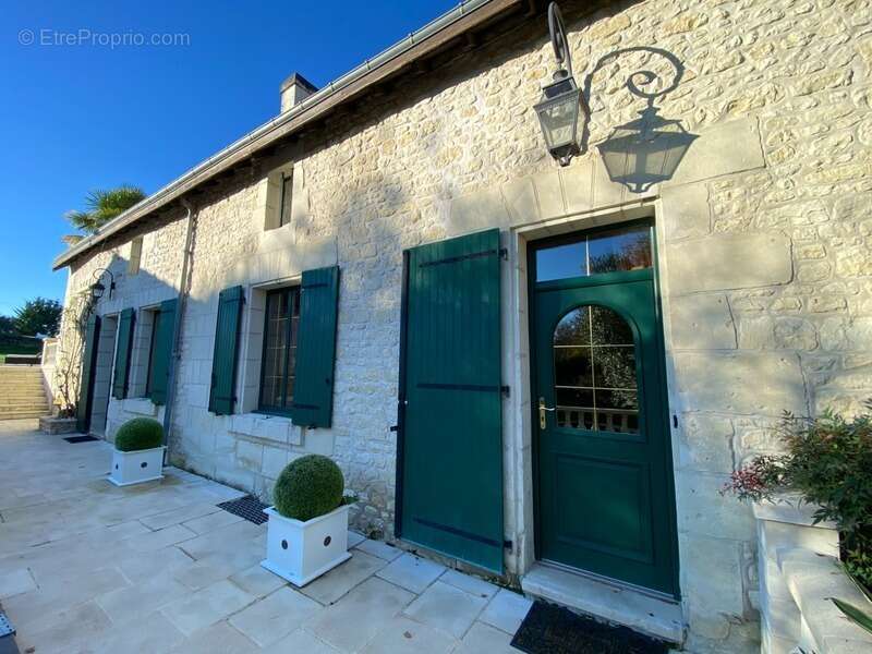 Maison à CHATELLERAULT