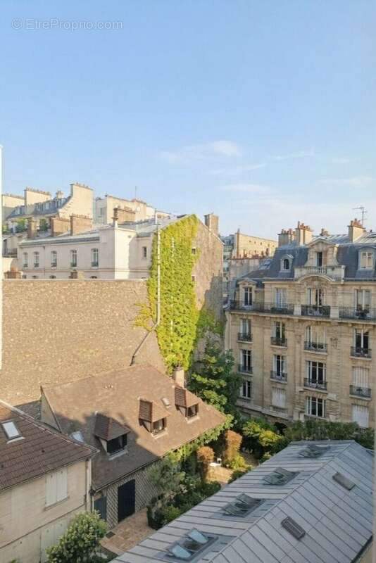 Appartement 31 m² à Paris-7e  - photo 3