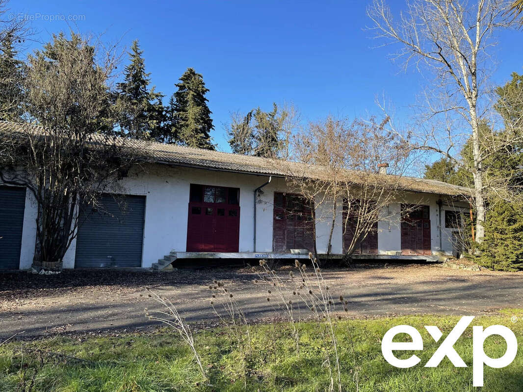 Commerce à BAGAT-EN-QUERCY
