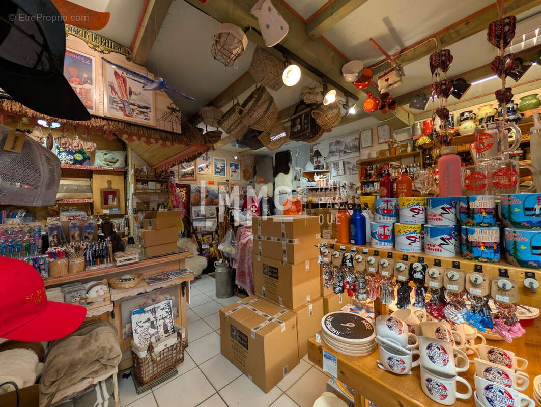 Commerce à SAINT-JEAN-DE-BELLEVILLE