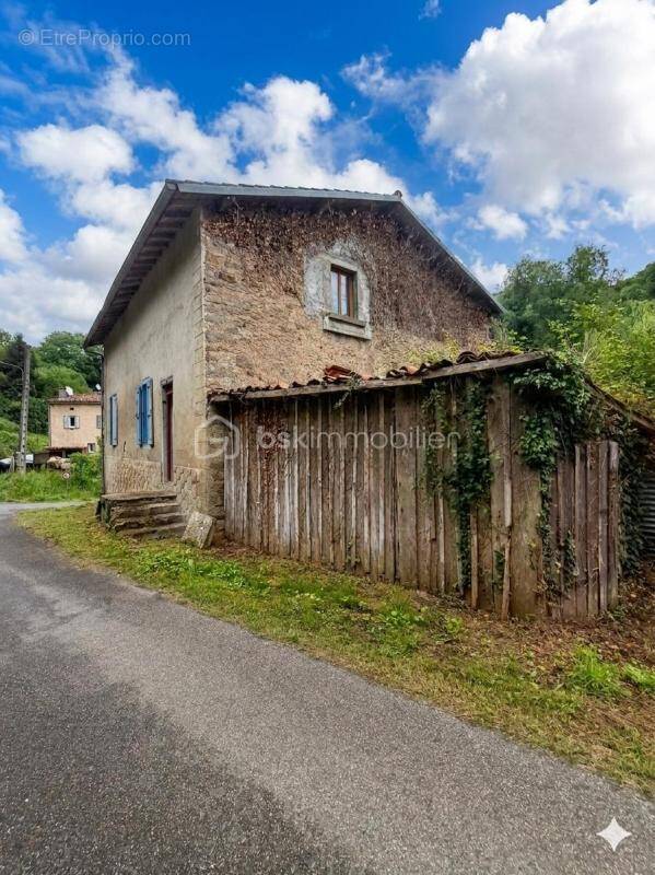 Maison à LARBONT