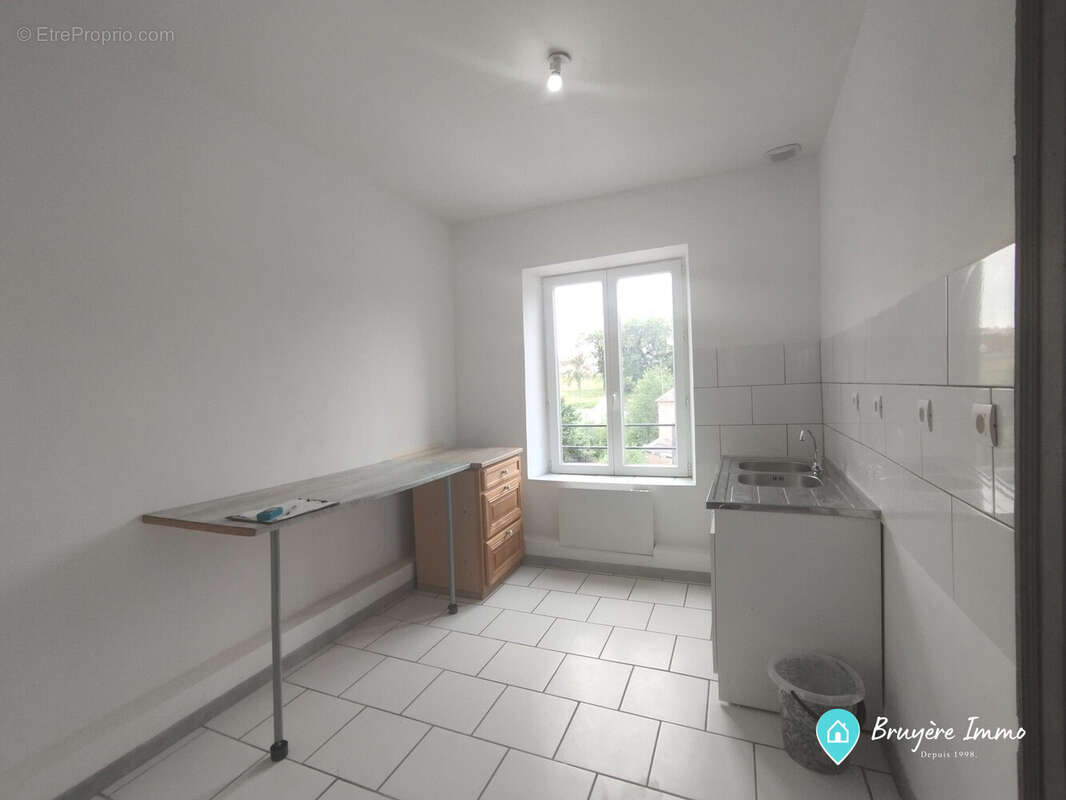Appartement à FOURMIES