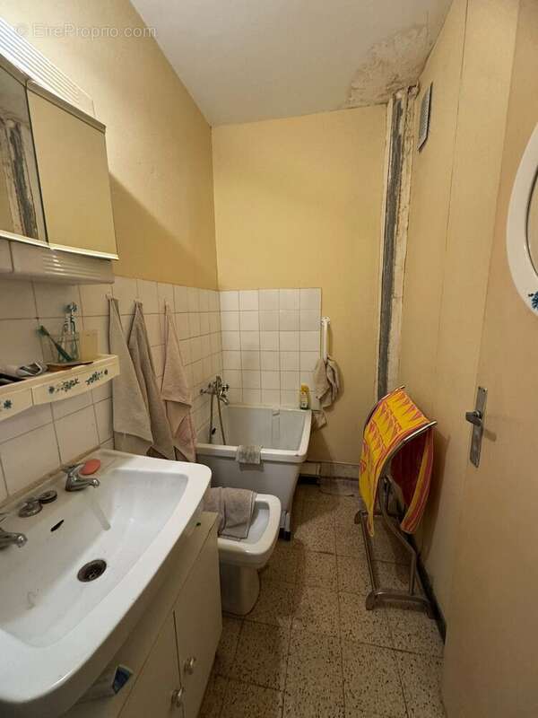 Appartement à MARSEILLE-11E