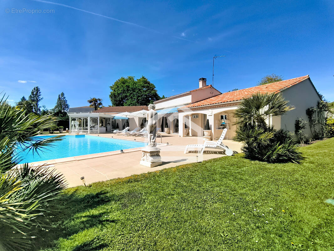 Maison à PESSAC