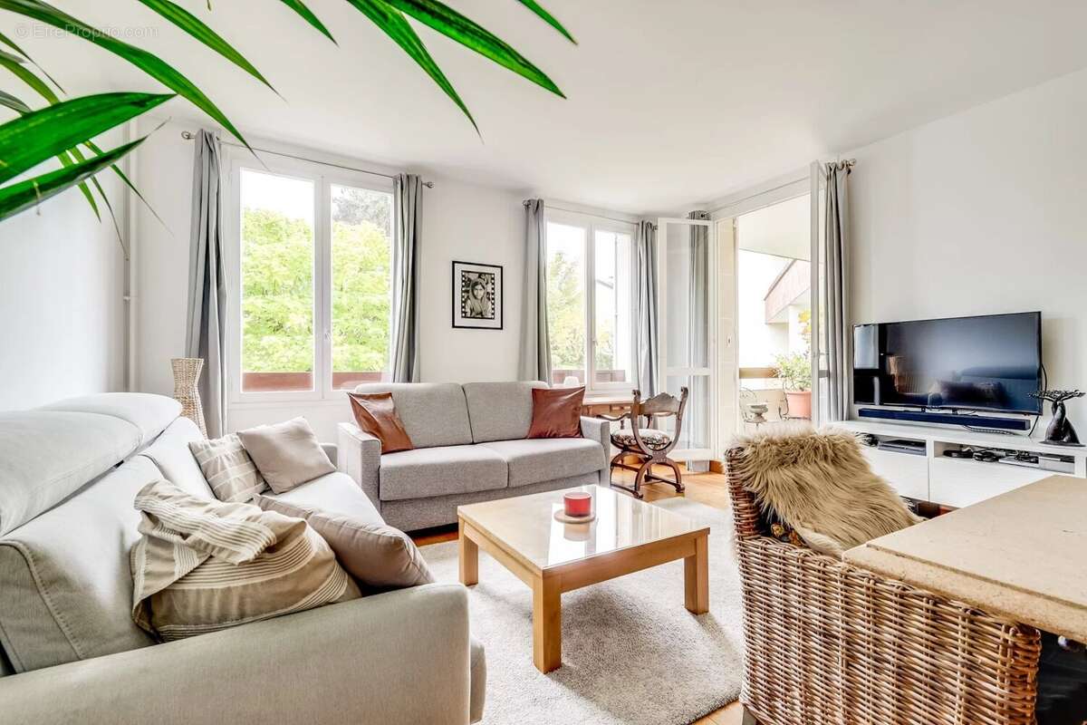 Appartement à LOUVECIENNES