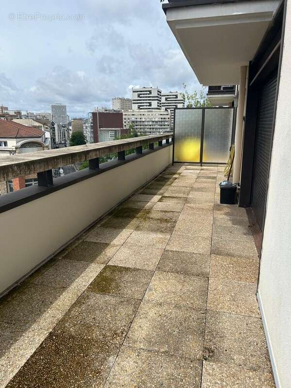 Appartement à PARIS-19E