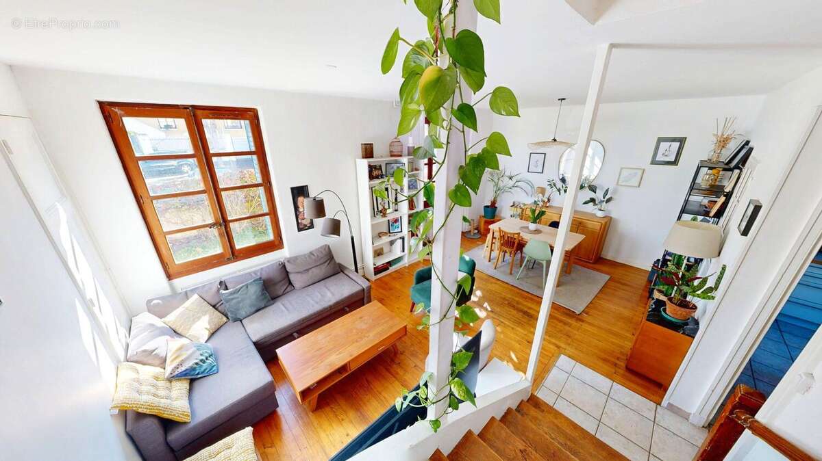 Maison à LYON-8E