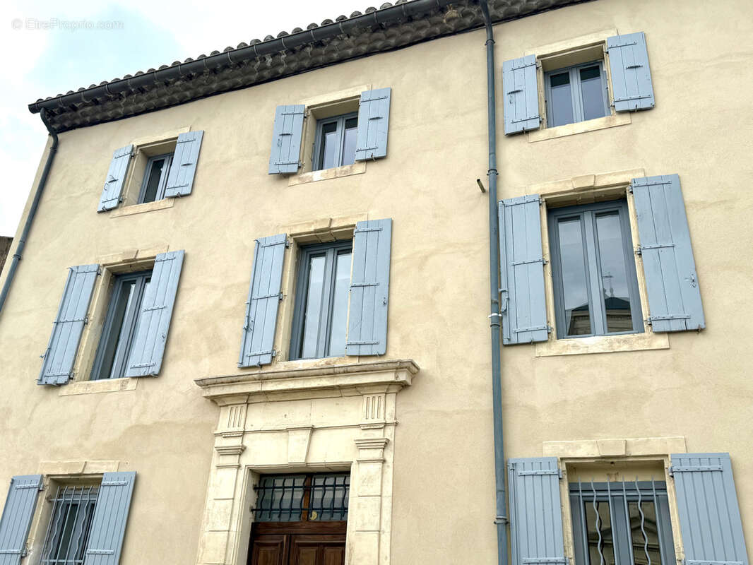 Appartement à SUZE-LA-ROUSSE