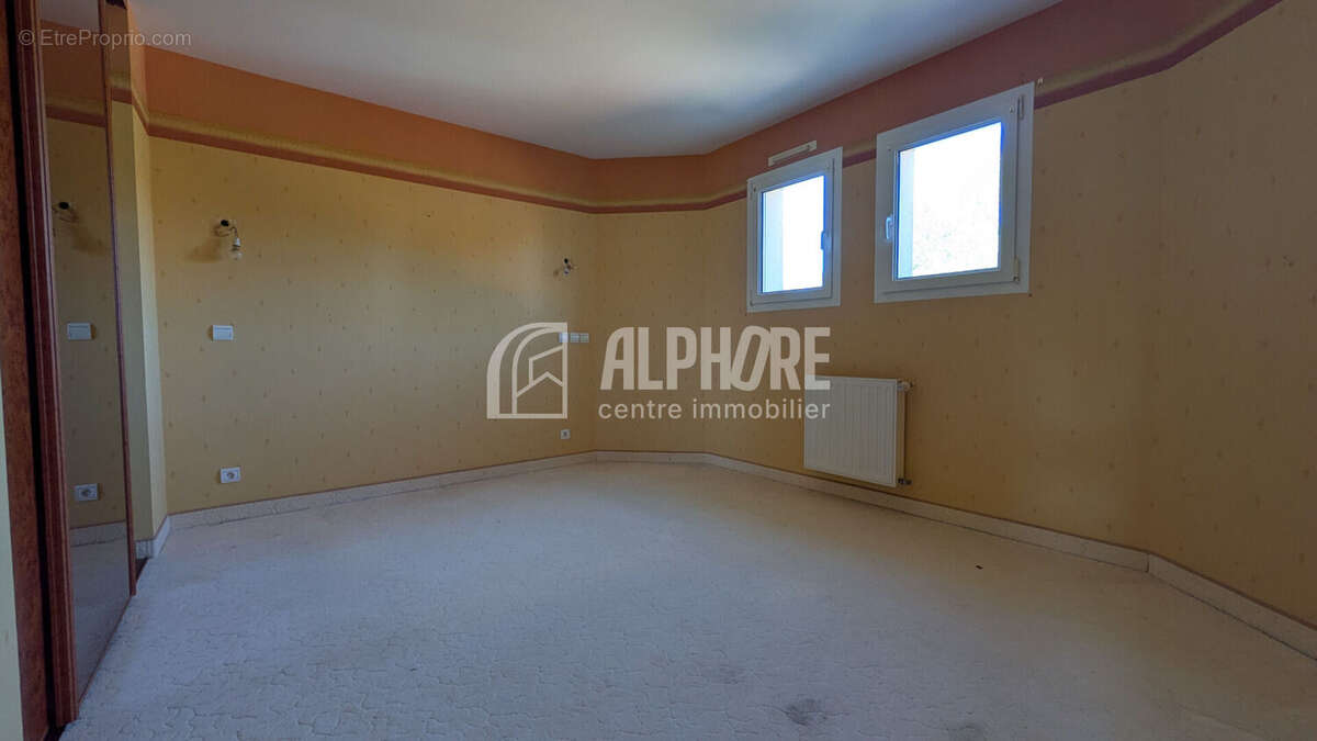 Maison Saint Nazaire 7 pièce(s) 215 m2 - photo 11