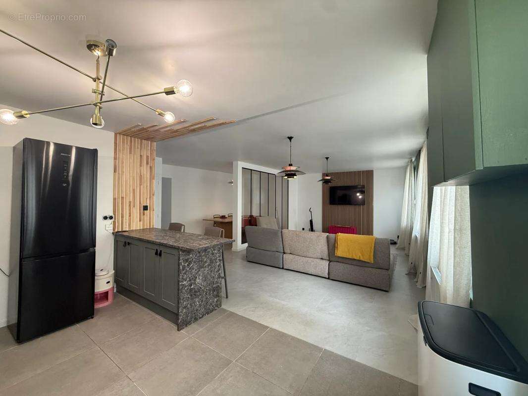 Appartement à SAINT-ETIENNE