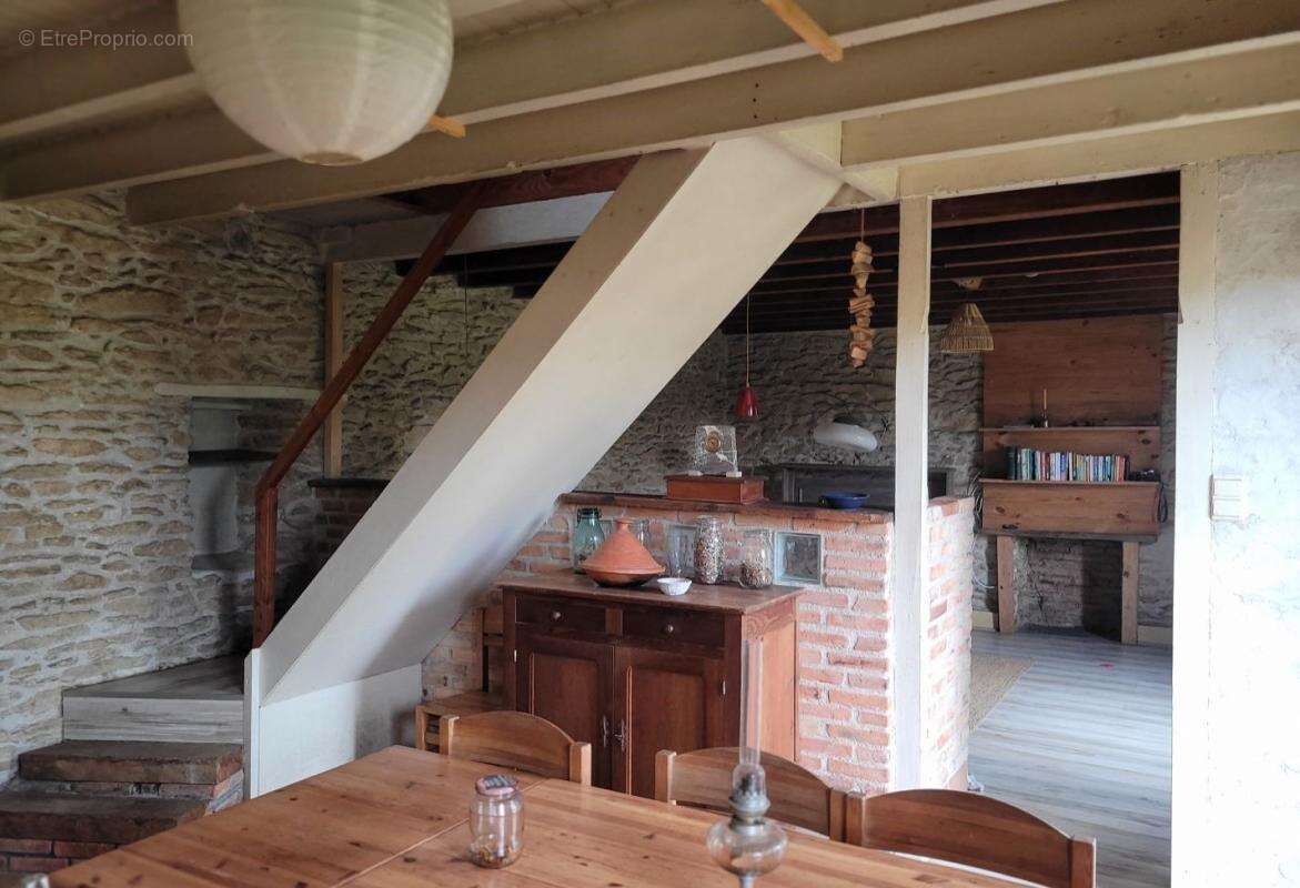 Maison à SAINT-MARIEN