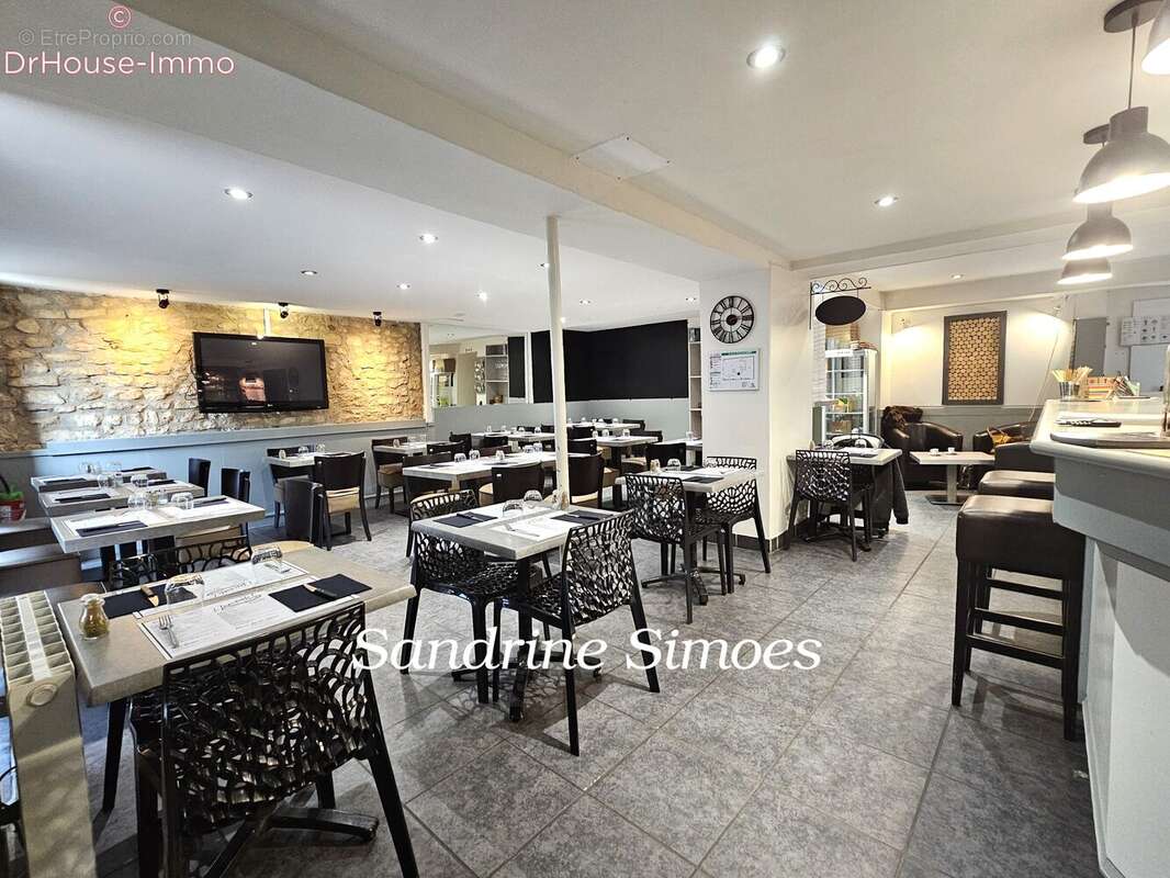 Commerce 165 m² à Saint-Savin  - photo 9