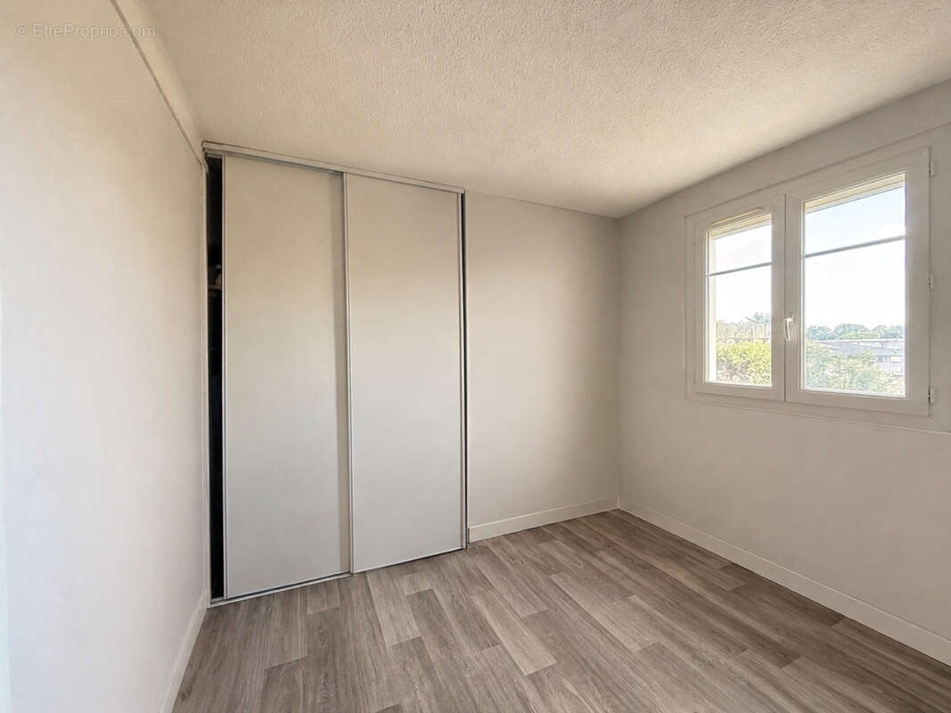 Appartement à PONT-SAINT-ESPRIT