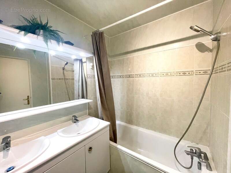 Appartement à SAINT-OUEN-L'AUMONE