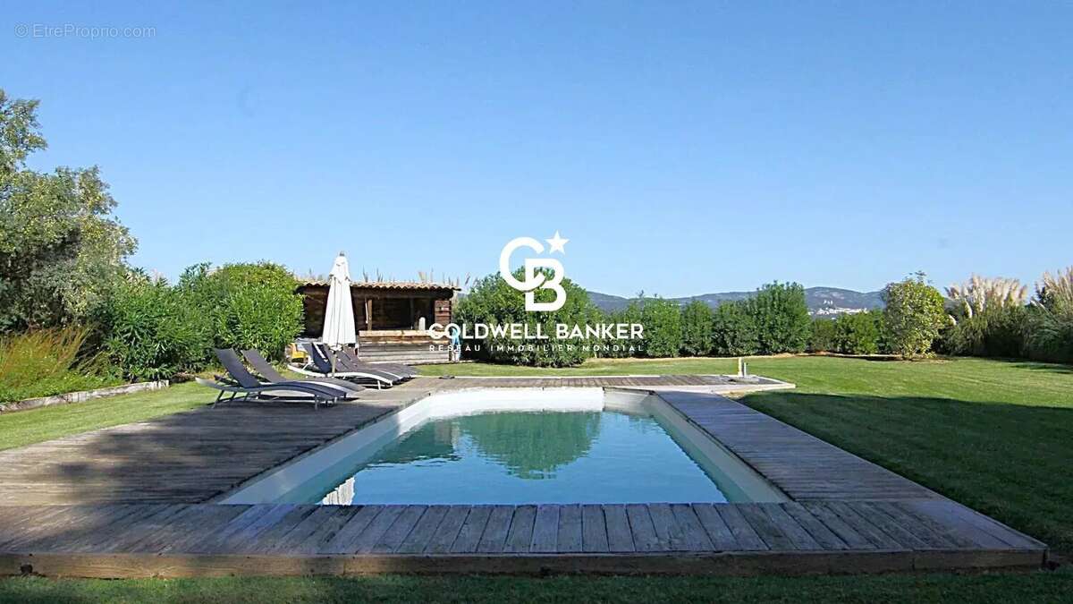 Élégante Villa Provençale avec Piscine au Cœur des Vignes - photo 17