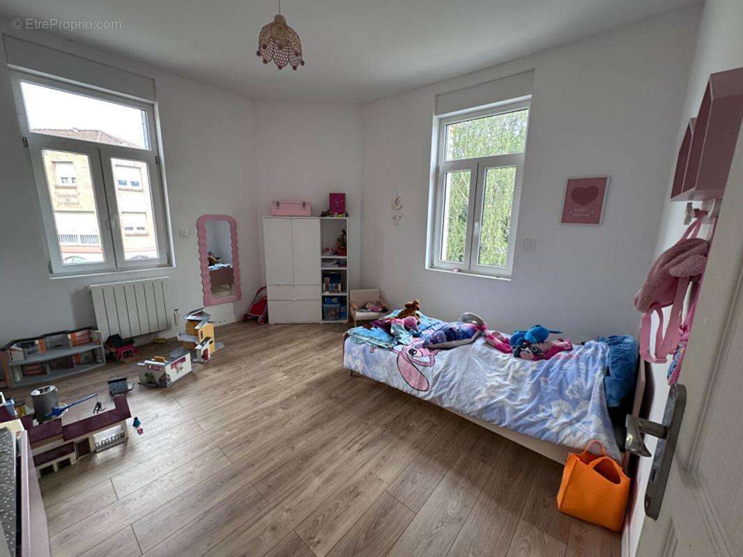 Maison 140 m²  - Centre-ville Hénin-Beaumont - 3 chambres + cour - photo 12