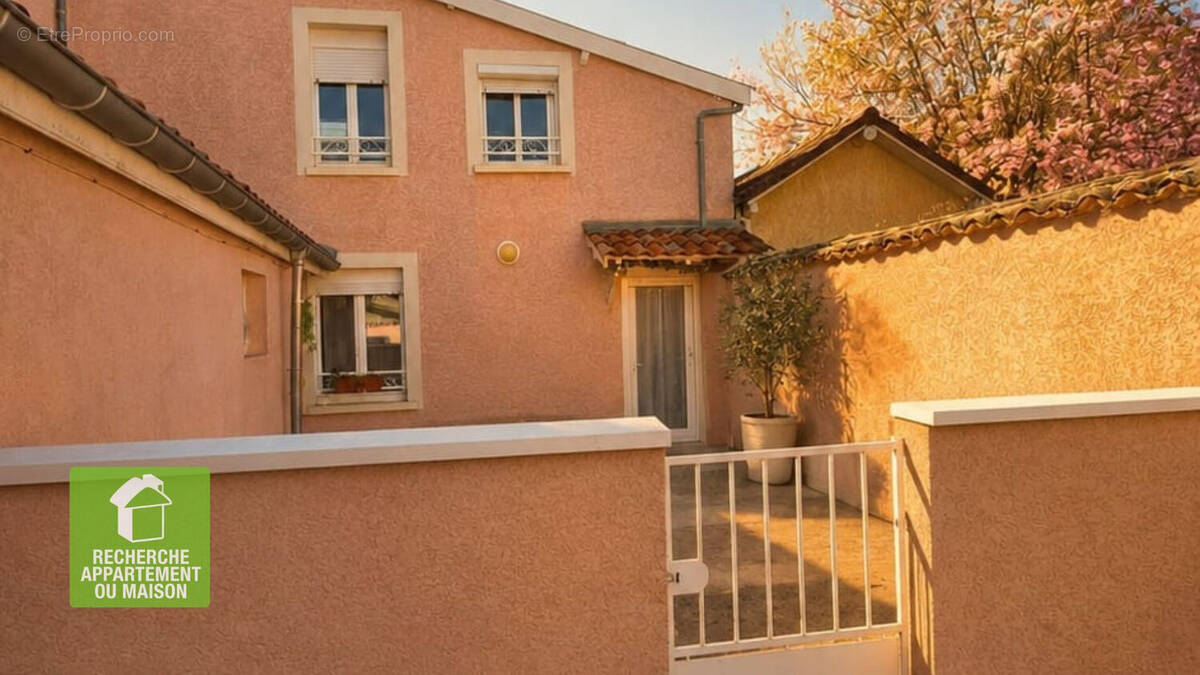Appartement à CHAVANOZ