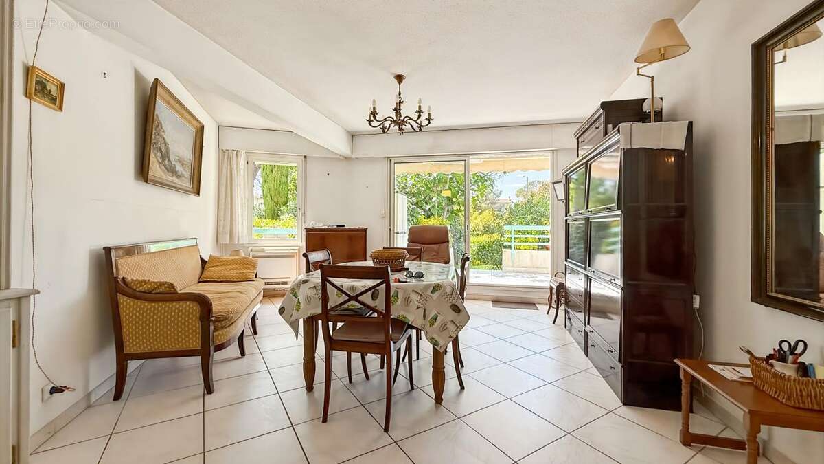 Appartement à SAINT-RAPHAEL