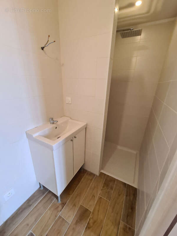 Appartement à CUERS